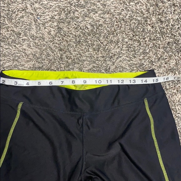 Workout Capris - Picture 5 of 5